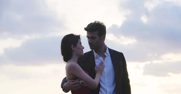 Geri sayım başladı! Aynadaki Yabancı 1. bölümden ipuçları: Karanlıktan doğan bir ışığın hikayesi