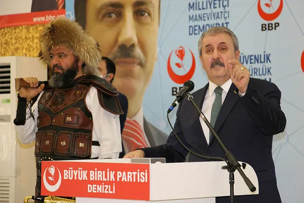 chp-genel-baskani-kemal-kilicdaroglu-nicin-helallesme-tiyatrosu-oynuyor-belli-ki-millet-ittifakinin-oylari-yetmiyor-1637572024809.jpg CHP Genel Başkanı Kemal Kılıçdaroğlu niçin "helalleşme" tiyatrosu oynuyor: Belli ki Millet İttifakı'nın oyları yetmiyor...-2