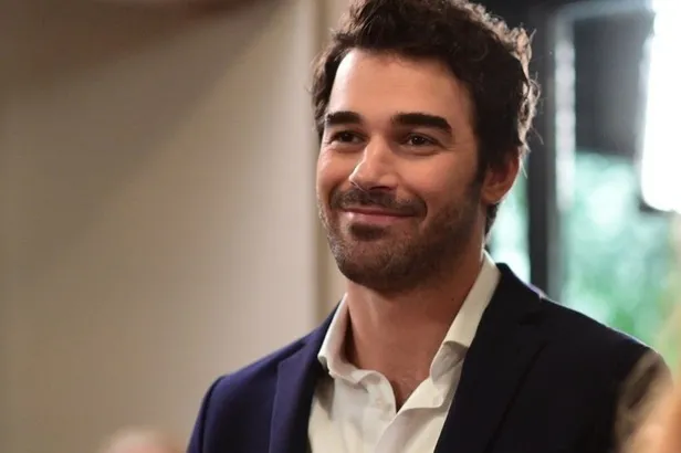 aldatmak-17-bolum-izle-aldatmak-17-bolum-kesintisiz-sifresiz-tek-parca-full-hd-canli-yayin-izle-atv-youtube-1674144826205.jpeg Aldatmak 17. bölüm kesintisiz, şifresiz, tek parça, FULL HD izle! ALDATMAK 17. BÖLÜM İZLE-2