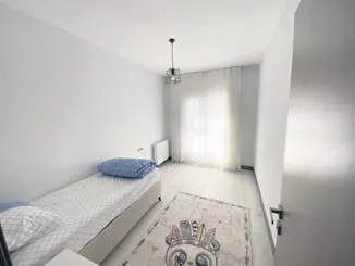 ornek-daire-1694213143994.jpeg Diyarbakır'daki deprem konutları vatandaştan tam not aldı: "Devletimiz sağolsun"-4