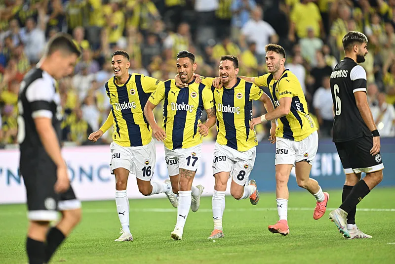Spor yazarları Fenerbahçe - Lugano maçını değerlendirdi! 2 yıldıza büyük övgü - 3