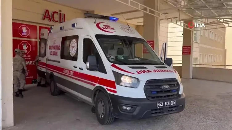 Siverek'te otomobil şarampole devrildi: 1 ölü, 4 yaralı