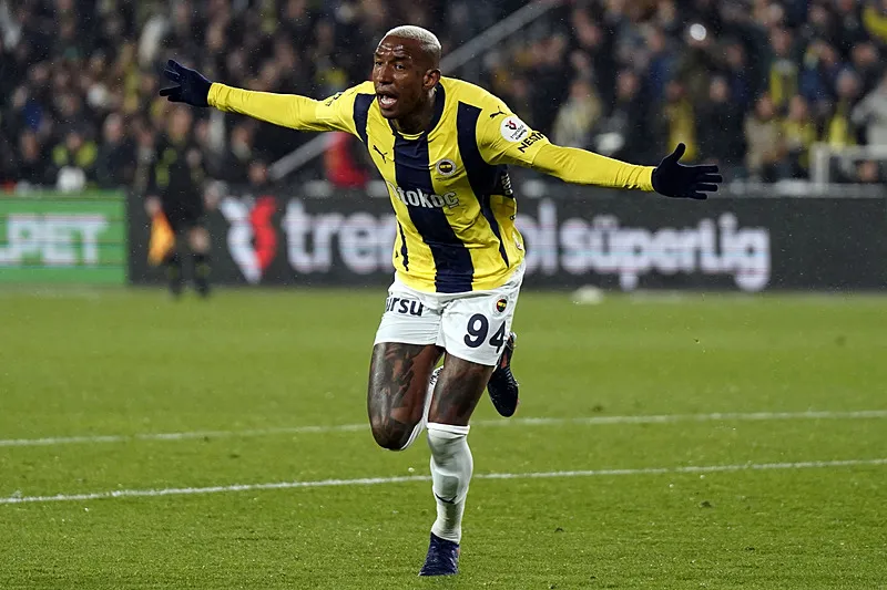 Fenerbahçe'den milli takımı deviren yıldız için transfer hamlesi - 8
