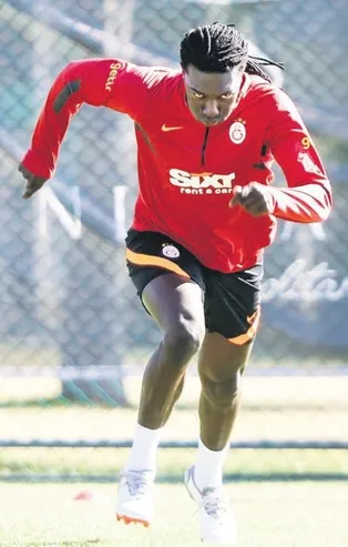 Galatasaray'ın Kayserispor karşısındaki kader maçına fiziki durumu istenen düzeyde olmayan Gomis son 30'da oynayacak