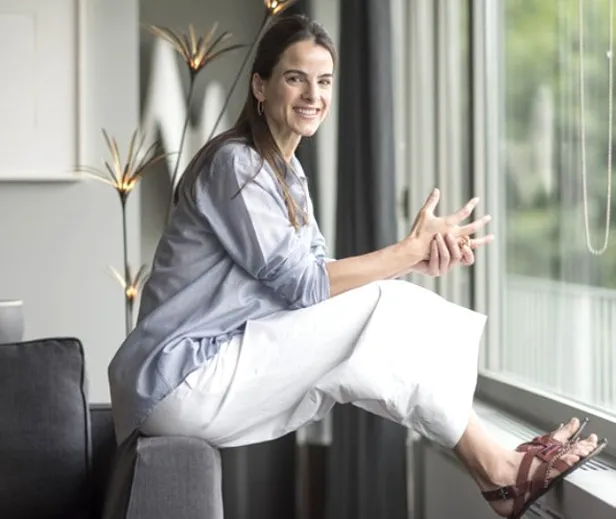 Demet Şener’le evliliğini bitiren İbrahim Kutluay, sevgilisi Edwina Sponza’yla Bebek'te rahat tavırlar sergiledi-2