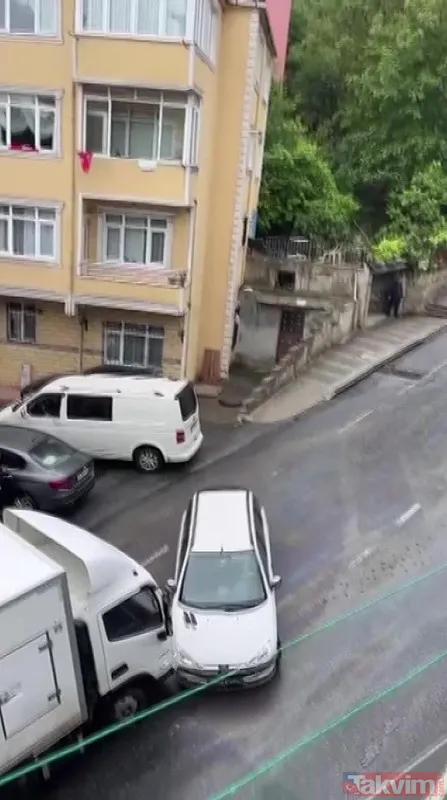 Üsküdar'da İETT otobüsünden yola dökülen mazot ortalığı karıştırdı! Araçlar birbirine girdi - 7