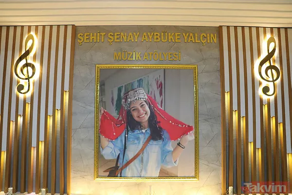 Bebek katilleri güzel sesli öğretmenimizi acımadan katletmişti! Şehit öğretmen Şenay Aybüke Yalçın vefatının 5. yılında kabri başında anıldı! - 5