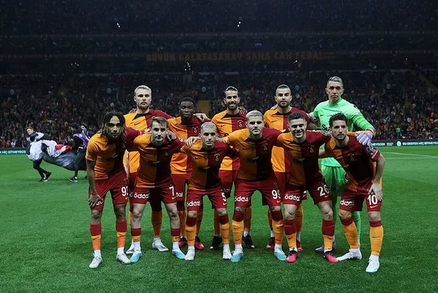 super-ligdeki-sampiyonluk-yarisini-takvim-yazarlari-degerlendirdi-1680568561726.jpeg Süper Lig'deki şampiyonluk yarışını TAKVİM yazarları değerlendirdi-4