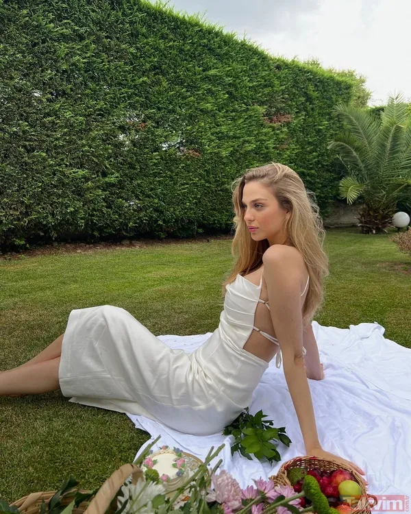 İbrahim Tatlıses ile Perihan Savaş’ın kızı Zübeyde Melek’ten yeğen ziyareti! İdo Tatlıses’in ikizlerini sarıp sarmaladı! - 4