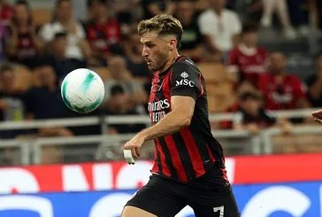 Santiago Gimenez için transfer açıklaması!