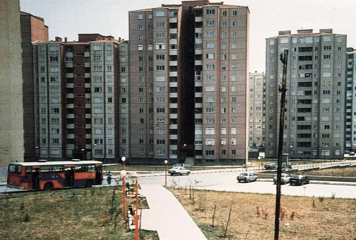 27 yıllık binaya kaçak tadilat!