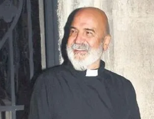 Altan Gördüm racon kesti
