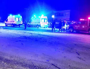 Korkunç kaza! 600 metre sonra durabildi: 2 ölü, 8 yaralı