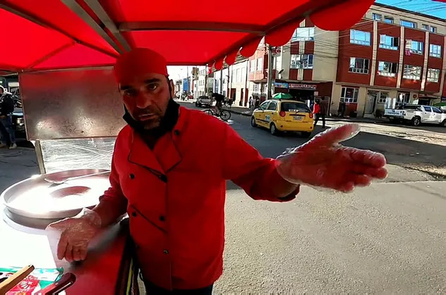 Elazığlı döner ustasının hayatı 3 kelimeyle değişti! Sosyal medyada patladı onlarca ülke gezdi