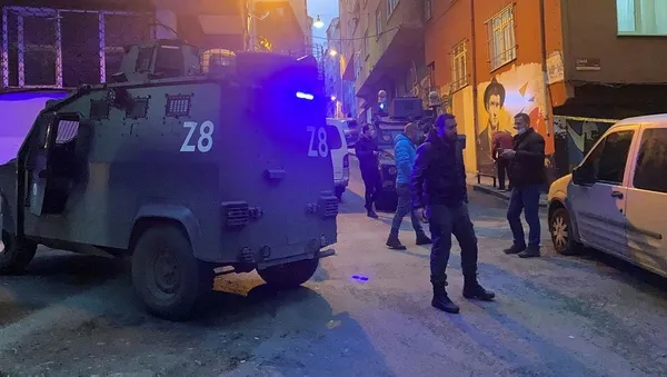 İstanbul Şişli'de akşam vakti korkunç olay! Maskeli saldırgan dehşet saçtı-6