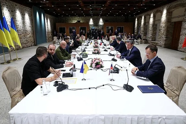 ukraynadan-rusyanin-muzakere-aciklamasina-yanit-istanbul-mutabakatina-bagliyiz-1649794584144.jpeg Ukrayna'dan Rusya'nın müzakere açıklamasına yanıt: İstanbul mutabakatına bağlıyız-2