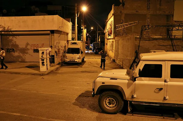 Adana Seyhan'da silahlı kavga: 3 yaralı