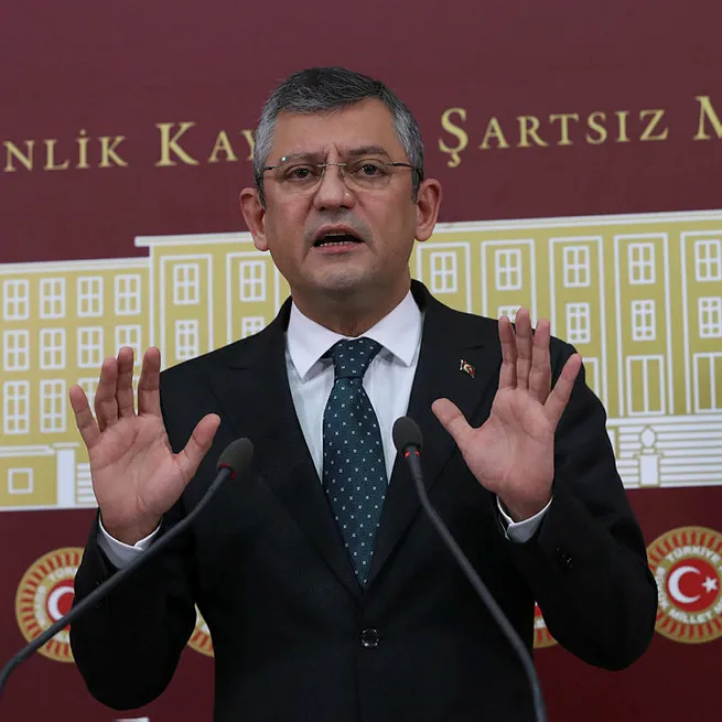 Son dakika: CHPli Özgür Özel 6lı masanın dokunulacaklar listesini açıkladı! İşte hedeflerindeki kurumlar: Merkez Bankası, YÖK, MİT...