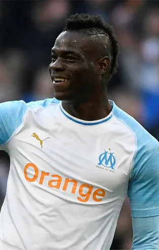 Fenerbahçe'nin Mario Balotelli'ye yaptığı transfer teklifinin detaylar belli oldu