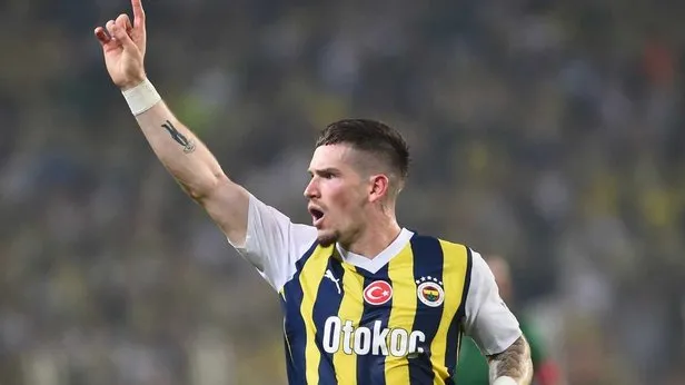 Ryan Kent sürprizi: Van Bronckhorst yönetimden eski öğrencisini istedi!