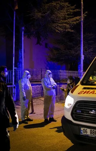 Son dakika: Ankara'da korona karantinasından kaçan hastaya özel ekip müdahale etti