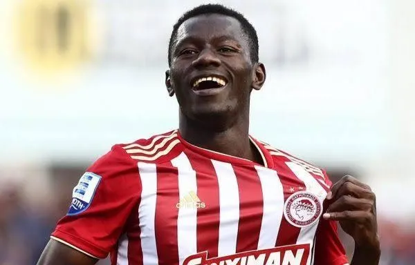 Fener’den Camara harekatı: Trabzon maçında orta alan krizi yaşayan yönetim atağa kalktı-1