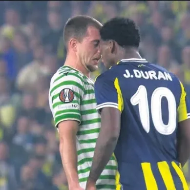 Jhon Duran’a iki maç ceza