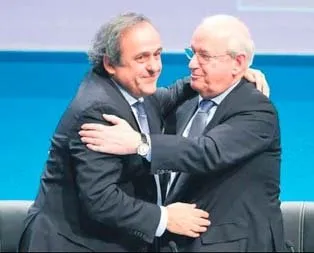 Tek aday olan Michel Platini 3.kez başkan