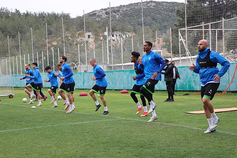 Mourinho'dan sürpriz ilk 11! O yıldız Bodrum'da yok - 10