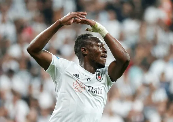 besiktasin-yildizi-muleka-85-dakikada-1-atiyor-1661847480163.jpg Beşiktaş'ın yıldızı Muleka! 85 dakikada 1 atıyor-2