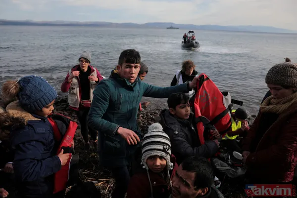 Ajanslar son dakika olarak duyurdu: İşte Yunanistan'a ulaşan göçmen botları - 41