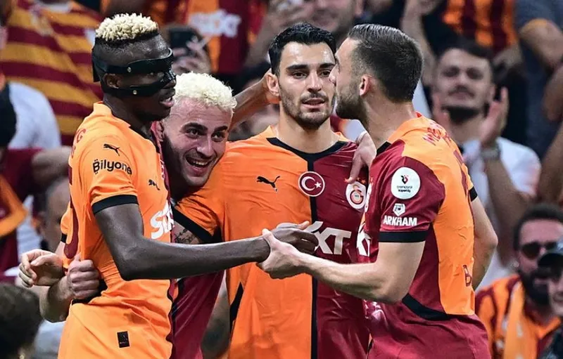 galatasarayda-ibrahim-hatipoglundan-onemli-aciklamalar-icardi-kalacak-mi-victor-osimhenin-sozlesmesi-ne-zamana-1726357655510.jpeg İbrahim Hatipoğlu'ndan Icardi ve Osimhen için flaş sözler!-4