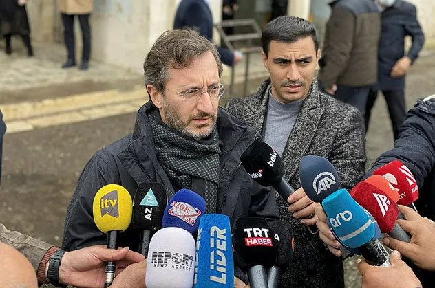 Fahrettin Altun'dan Karabağ'daki yıkımı görmezden gelen uluslararası topluma tepki: Dünya üç maymunu oynuyor