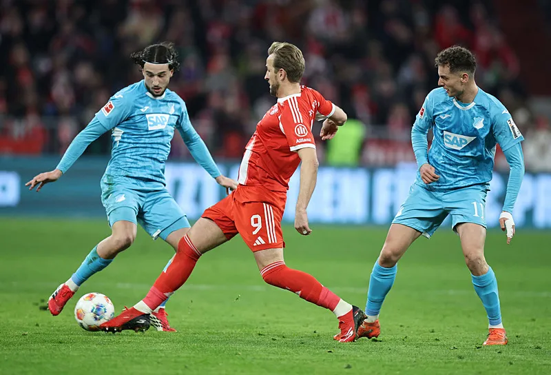 Fenerbahçe'den yine genç forvet transferi! Fisnik Asllani için Chelsea ile yarış - 25