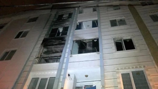 Esenyurt'ta korku dolu anlar! Önce evi sonra kendini ateşe verdi-4