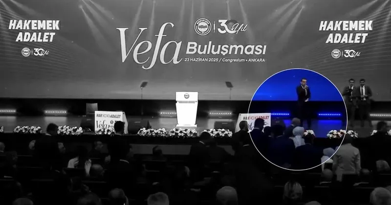 ankarada-dikkat-ceken-anlar-baskan-erdogan-gelen-telefon-uzerine-salondan-ayrildi-1750681477943.jpeg Ankara'da dikkat çeken anlar! Başkan Erdoğan gelen telefon üzerine hemen salondan ayrıldı.. Her anı diplomasi-2