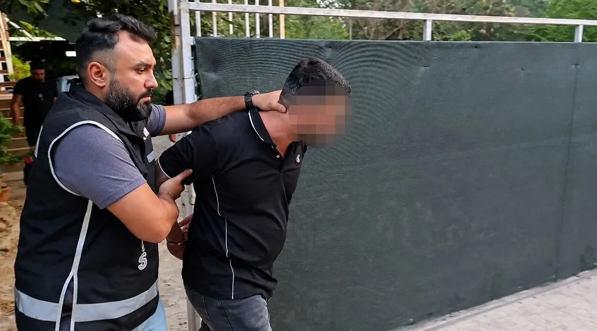 Okullar açılırken ülke genelinde eş zamanlı 'Sokaklar Güvende' operasyonu! 148 noktada baskın, 2 bin 447 şüpheliye işlem-4