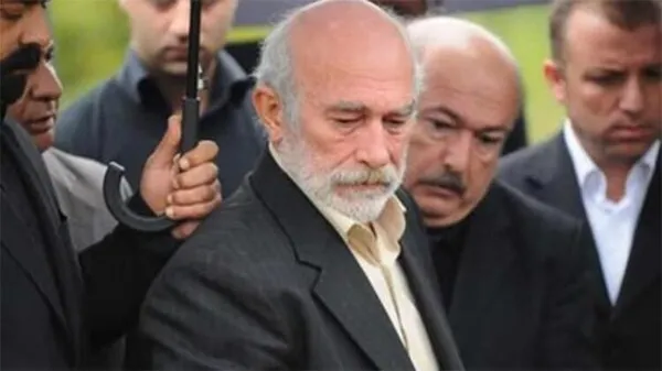 halil-kumova-kimdir-kac-yasindaydi-nereli-halil-kumova-oynadigi-filmler-diziler-1599719695531.jpg Halil Kumova kimdir, kaç yaşındaydı, nereli? Halil Kumova oynadığı filmler diziler!-2