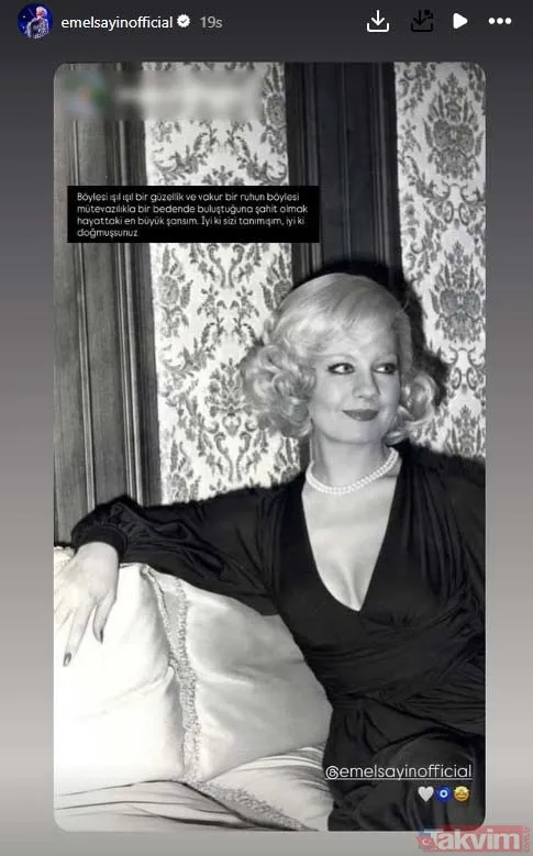 Sevenleri Emel Sayın'ın Yeni Yaşını Bu Karelerle Kutladı.