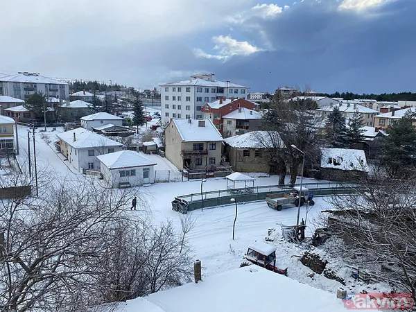 Kar sezonu başladı: Ankara ve İstanbul'da sulu Doğu'da lapa lapa - 10