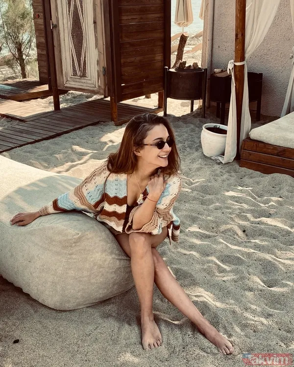 Aziz’in Dilruba’sı Damla Sönmez kumsal pozlarıyla ortalığı salladı! Bikiniyle poz veren Damla'ya Merve Dizdar kayıtsız kalmadı - 9