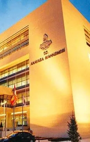 Anayasa Mahkemesi CHP'nin KHK başvurusunu reddetti