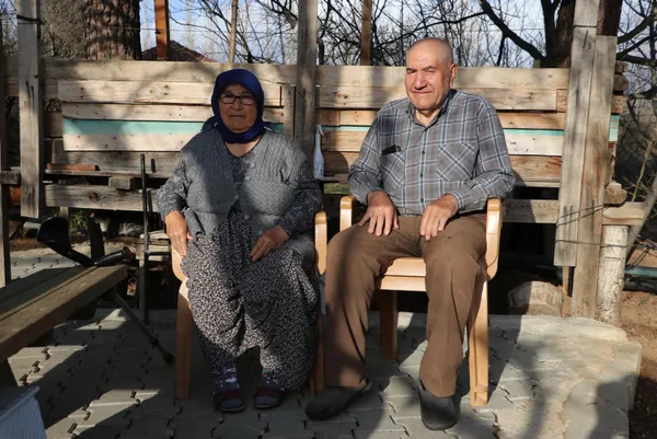 son-dakika-e-devlet-miras-sorgulama-sehit-oldu-sanilan-dededen-4-milyon-lira-miras-kaldi-1615456989953.jpg SON DAKİKA: e-Devlet miras sorgulama! Şehit oldu sanılan dededen 4 milyon lira miras kaldı-2