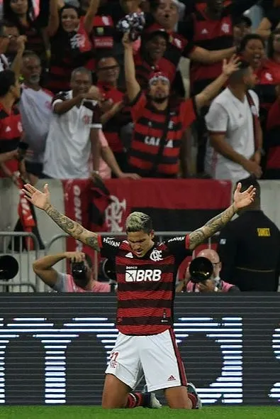 fenerden-yilin-takasi-rossi-gidiyor-pedro-geliyor-1659342886273.jpg Fener'den yılın takası! Rossi gidiyor Pedro geliyor-2