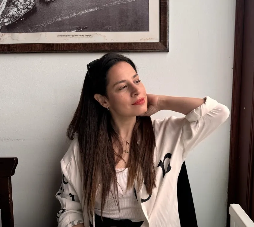 Ahad Kazmaz'dan boşanan Aslı İnandık yeni aşkını ilan etti! İşte sosyal medyayı çalkalayan o fotoğraf! - 7