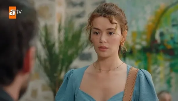 bir-kucuk-gun-isiginda-yurek-yakan-sahne-elif-sevdigi-adamin-cansiz-bedeniyle-karsi-karsiya-olmus-olamaz-hayir-1662404540566.jpg Bir Küçük Gün Işığı’nda yürek yakan sahne: Elif sevdiği adamın cansız bedeniyle karşı karşıya! "Ölmüş olamaz, hayır!"-6