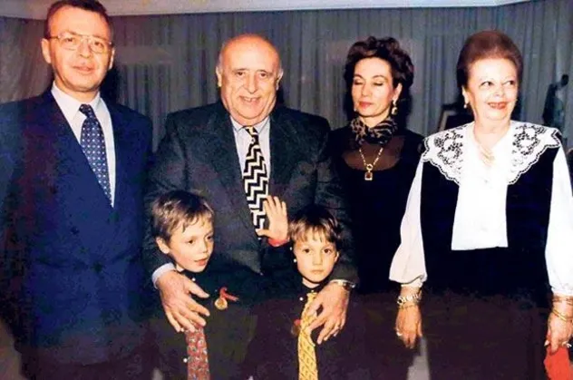Demirel’in manevi oğlu  Ali Çetin Şener koronavirüs nedeniyle dün hayatını kaybetti