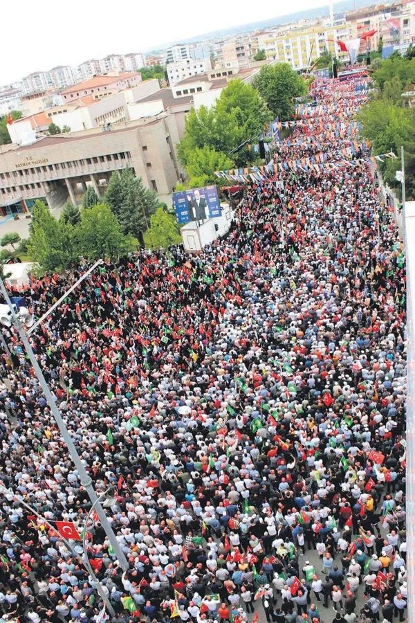 the-economistin-algi-operasyonlarina-takvimden-cevap-alcaklara-kar-yagiyor-usumedin-mi-sen-bu-isin-sonunu-dusu-1683757441185.jpeg The Economist'in algı operasyonlarına Takvim'den cevap: Alçaklara kar yağıyor üşümedin mi sen bu işin sonunu düşünmedin mi-4