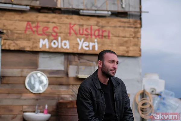 Gülayşe'nin Barbaros'a Yakınlık Duyması Ali Ve Mercan'ı Tedirgin Etti. Gülayşe'nin Barbaros İle Görüşmemesini İstediler. Ali'nin "Bir Daha O Barbar Denen Herifi...