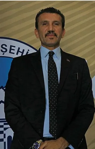 Eski milli futbolcular Rüçtü Reçber ve Nihat Kahveci'den Barış Pınarı Harekatı'na destek